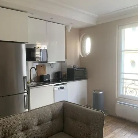 Apartament Calme Et Central Paryż